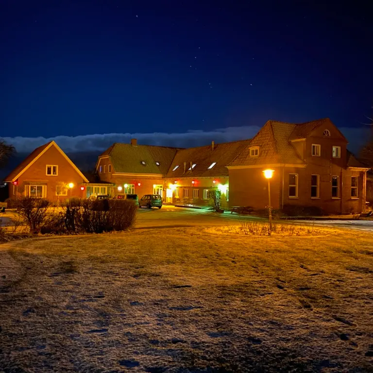 Vi gør meget ud af at skabe nogle hjemmelige og hyggelige omgivelser på Struer Skolehjem